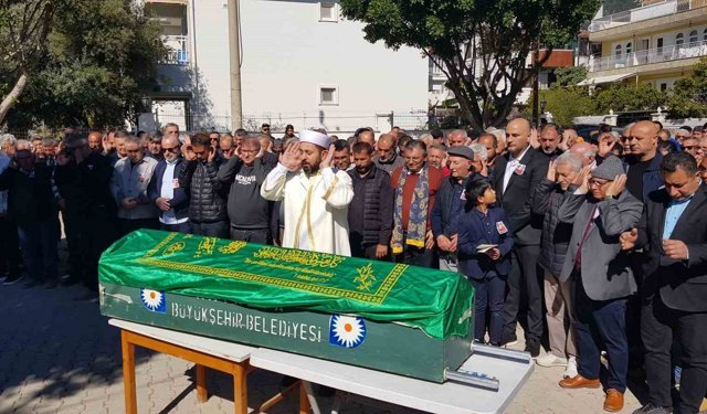 Teknik Direktör Engin Fırat son yolculuğuna uğurlandı