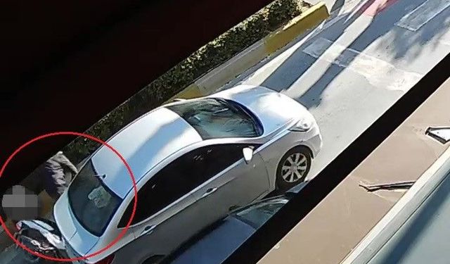 Yayaya yol vermek için duran otomobile arkadan çarptı o anlar güvenlik kamerasında