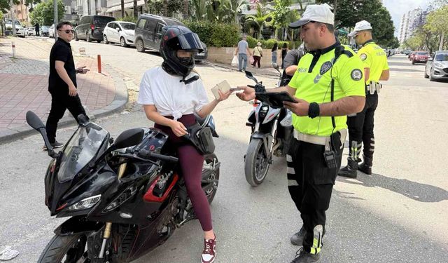 Adana'da 274 motosiklet sürücüsüne ceza kesildi