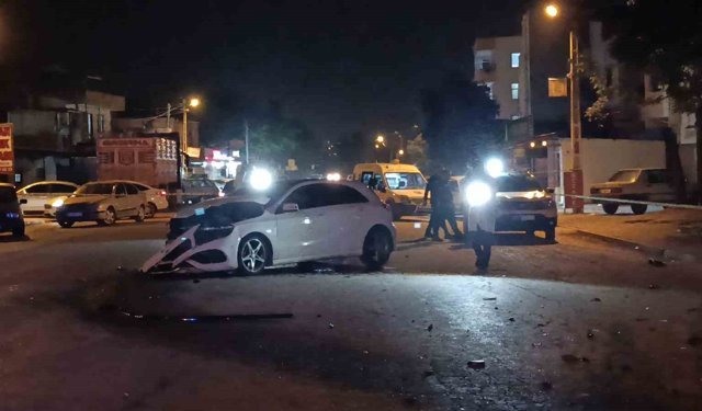 Adana'da zincirleme kaza: 1 ölü, 4 yaralı