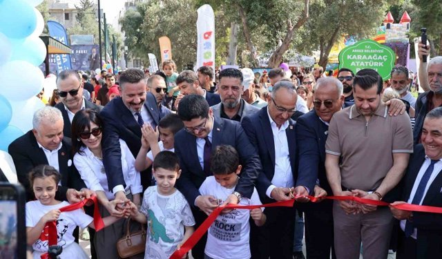 Arsuz'da Atatürk Parkı'nın açılışı gerçekleştirildi