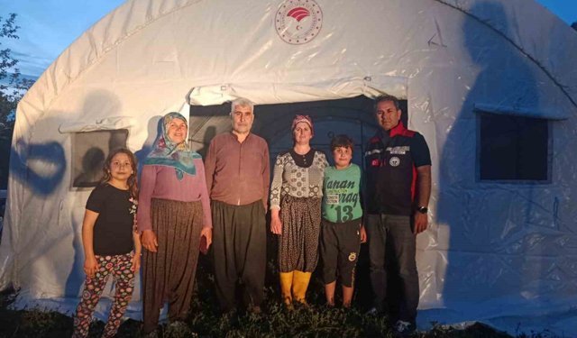 Kozan'da selden etkilenen vatandaşların yaraları sarılıyor