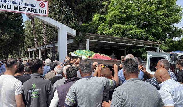 Patlamada Can Veren İşçi Gözyaşlarıyla Uğurlandı