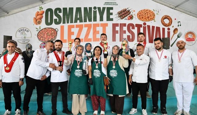 Osmaniye'de Lezzet Festivali coşkusu: 20 bin litre toyga çorbası ikram edildi