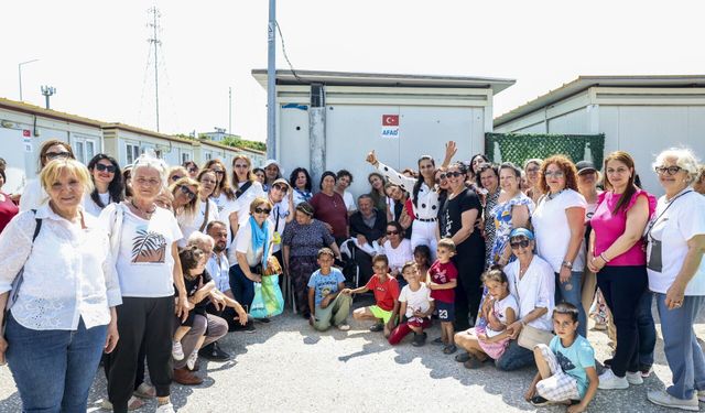 Mezitli Belediyesi Hatay'da Gönüllere Dokundu