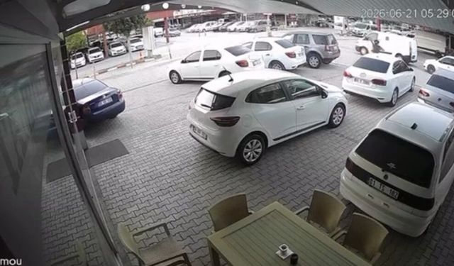 Adana'da oto galericiler sitesinde silahlı saldırı: Çok sayıda araç zarar gördü