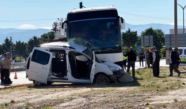 Isparta'da Trafik Kazası: 1 Kişi Hayatını Kaybetti