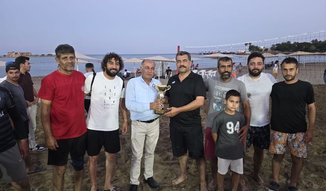 Yumurtalık’ta Kurumlar Arası Voleybol Heyecanı
