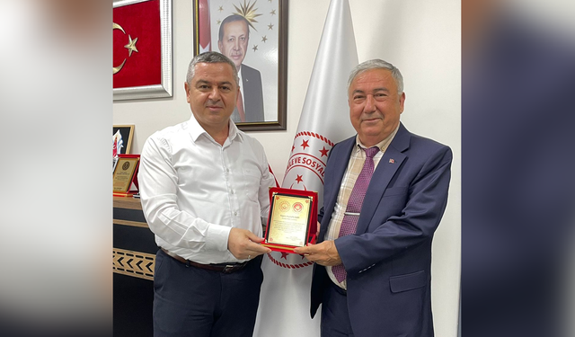 Mustafa Sarı Emekliliğe Ayrıldı