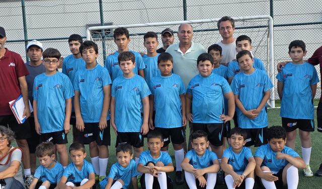 Yumurtalık'ta Geleceğin Yıldızları İçin Futbol Okulu