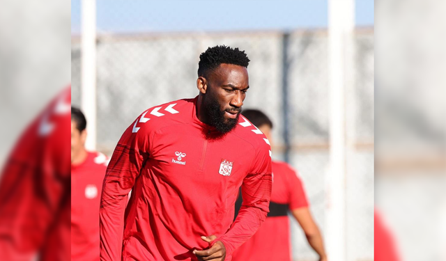 Sivasspor, Aaron Appindangoye’nin sözleşmesini yeniledi