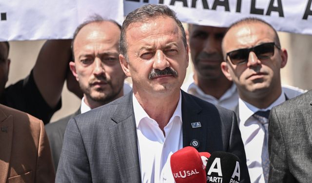 Ücretli Öğretmenlerin Eylemine Ağıralioğlu'ndan Destek