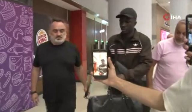 Beşiktaş'ın Yeni Sol Beki Ouattara İstanbul'da