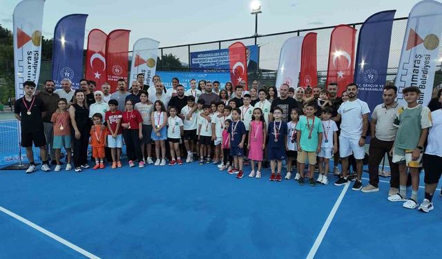 Kahramanmaraş’ta Tenis Turnuvası Sona Erdi