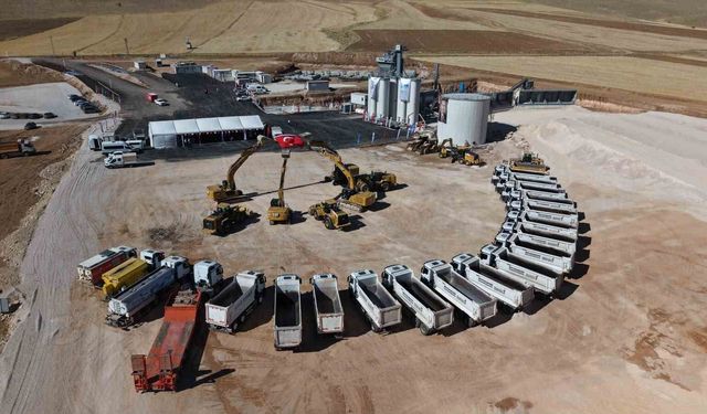 800 milyon TL'lik dev yatırım hizmete girdi: Kuzey ilçeleri asfalt üretim tesisi açıldı