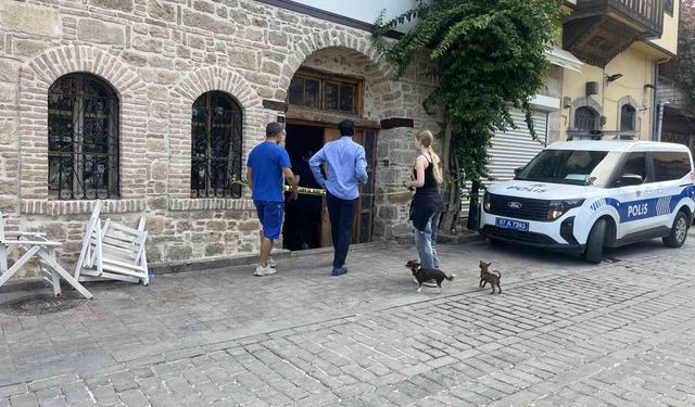 Antalya'da yaşayan Alman evinde ölü bulundu
