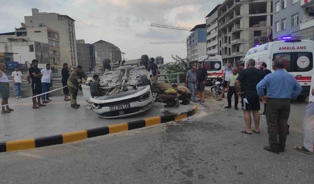Takla atan otomobilde 19 ve 23 yaşındaki 2 genç can verdi