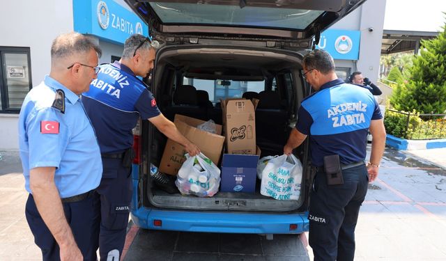 Akdeniz'de zincir markette tarihi geçmiş 135 ürüne el konuldu