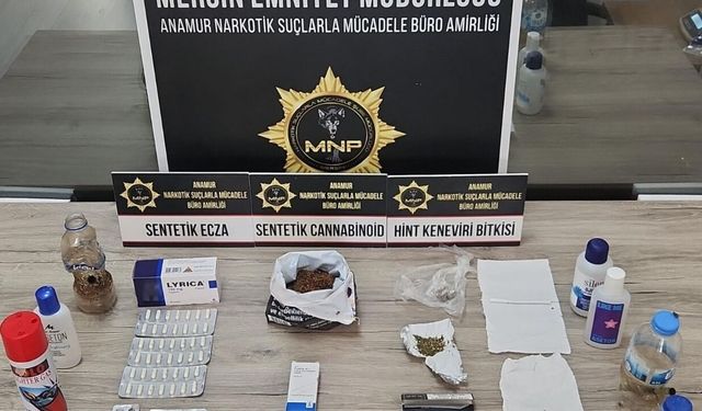 Anamur'da Şafak Operasyonu: 31 Adrese Baskın, Silah ve Sakinleştirici Ele Geçirildi