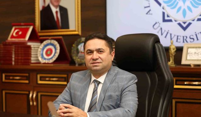 ALKÜ Rektörü Türkdoğan: 'Önce kendinizi keşfedin, sonra bölüm seçin'