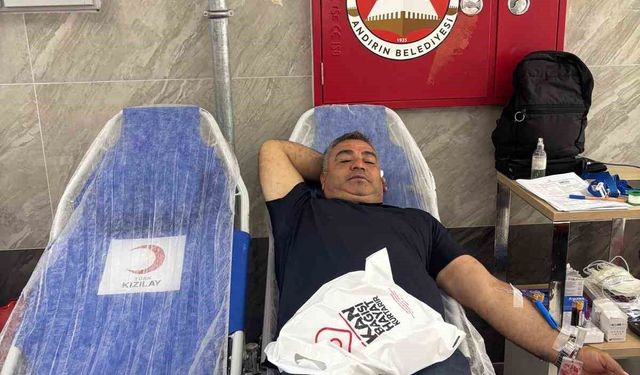 Andırın'da muhtarlardan Kızılay'ın kan bağışı kampanyasına destek