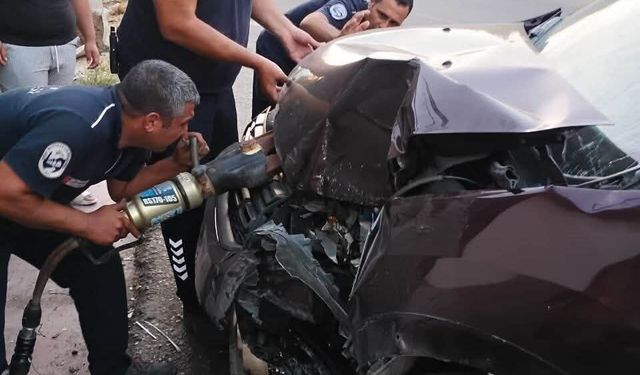 Antakya'da trafik kazası: 2 yaralı