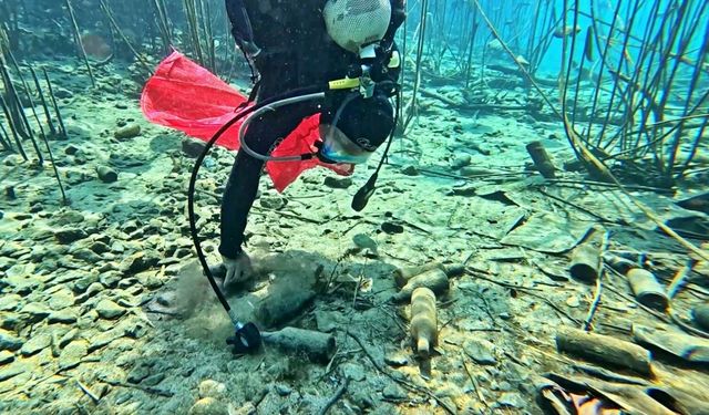 Antalya'nın koruma altındaki doğal sit alanında 'Olmaz bu kadar 'dedirten görüntüler