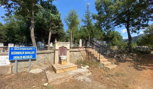 Büyükşehir'den Akseki mezarlıklarında kapsamlı çalışma