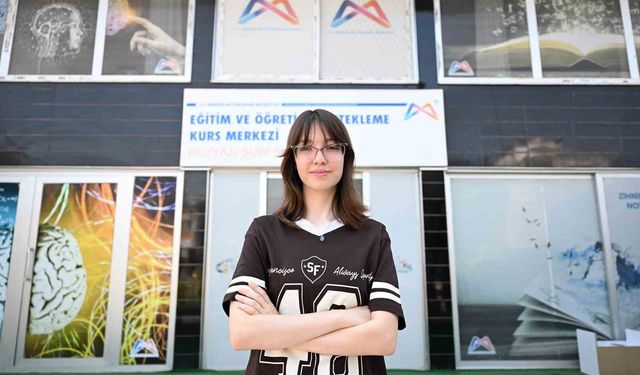 Mersin Büyükşehir Belediyesinin Kurs Merkezi ile önce liseyi ardından üniversiteyi kazandı