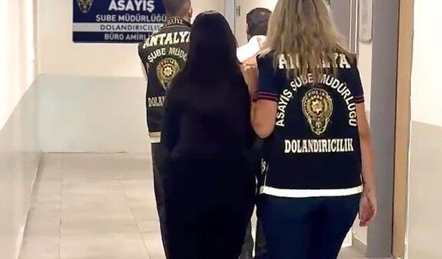 Sahte polisler 7 milyon lira dolandırdı