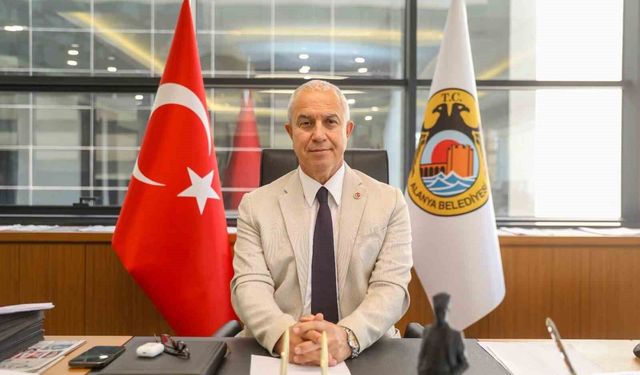 Alanya ve Konyaaltı belediye başkanları CHP'den istifa etti