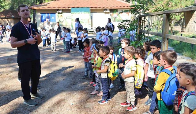 Doğal Yaşam Parkı'nda çocuklara hayvan sevgisi aşılandı