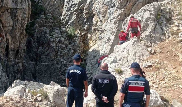 Morca Mağarası’nda bin metre derinlikte rahatsızlanan ABD’li dağcı ile ilgili çalışma sürüyor
