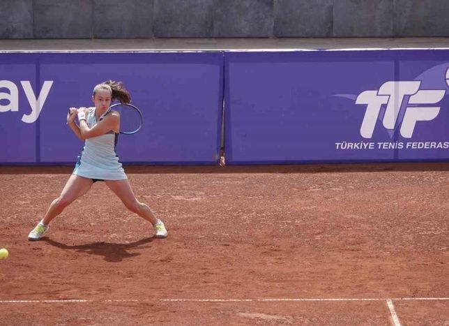 Zeynep Sönmez Antalya’da çeyrek finalde