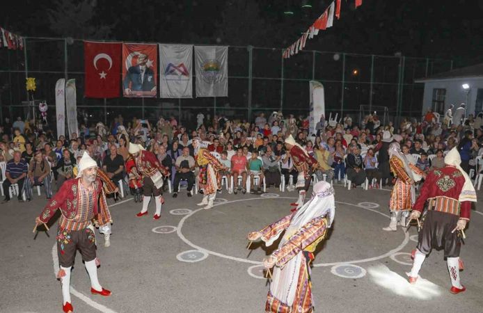 Mersin’de yaz konserleri kentin dört bir yanını şenlendiriyor