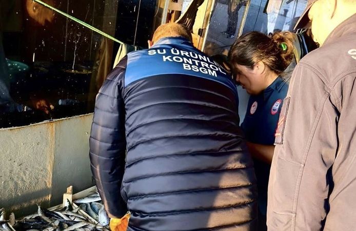 Mersin'de yasa dışı balık avcılığına karşı denetimler sürüyor