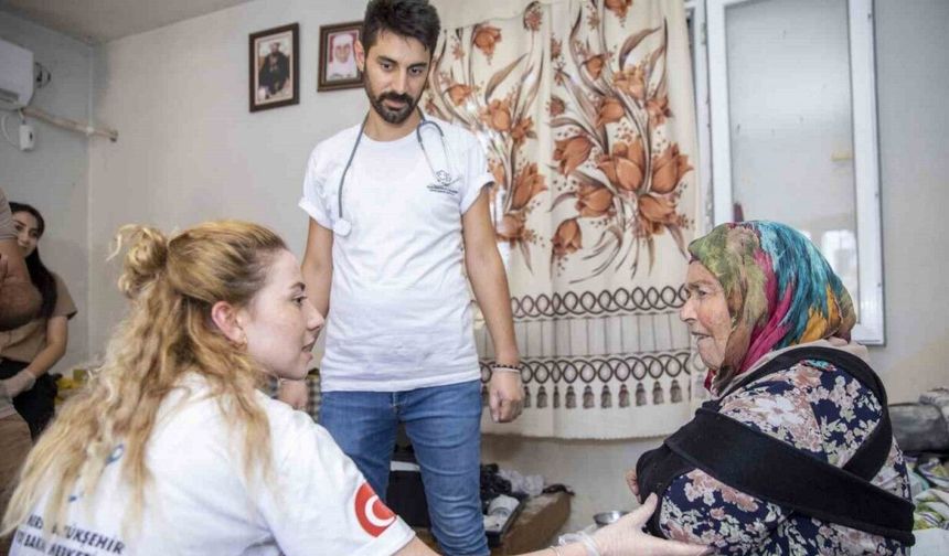 Mersin’de yaşlılar şimdi daha mutlu
