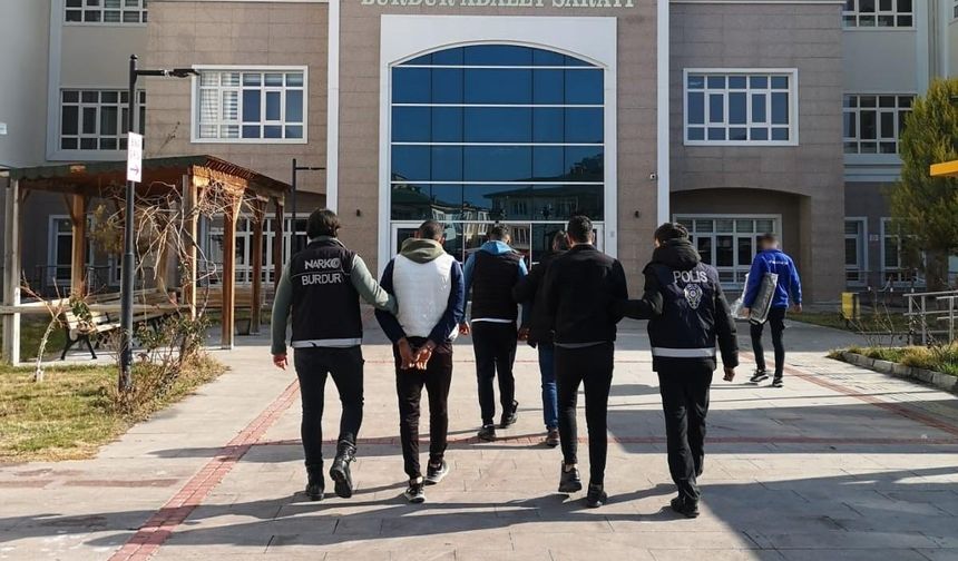 Burdur’da uyuşturucu operasyonunda 1 kişi tutuklandı