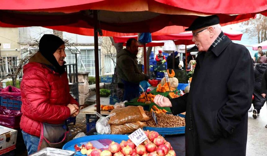 Başkan Kurt Yenikent Pazaryeri’ni ziyaret etti