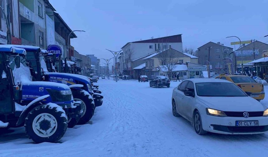 Malazgirt’te dondurucu soğuklar