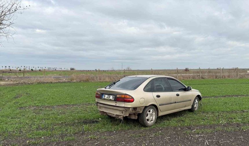 Tekirdağ’da otomobil tarlaya uçtu: 1 yaralı