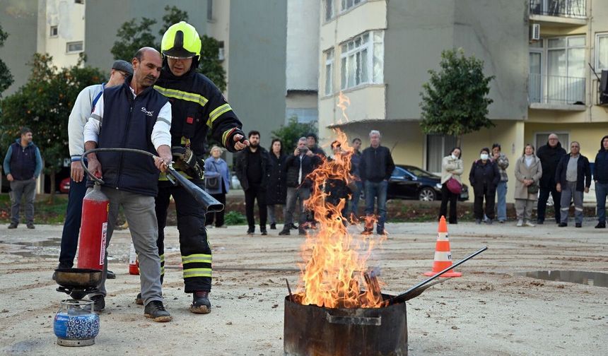 İtfaiye ve AKUT’tan Mezitli’de Afet Eğitimi