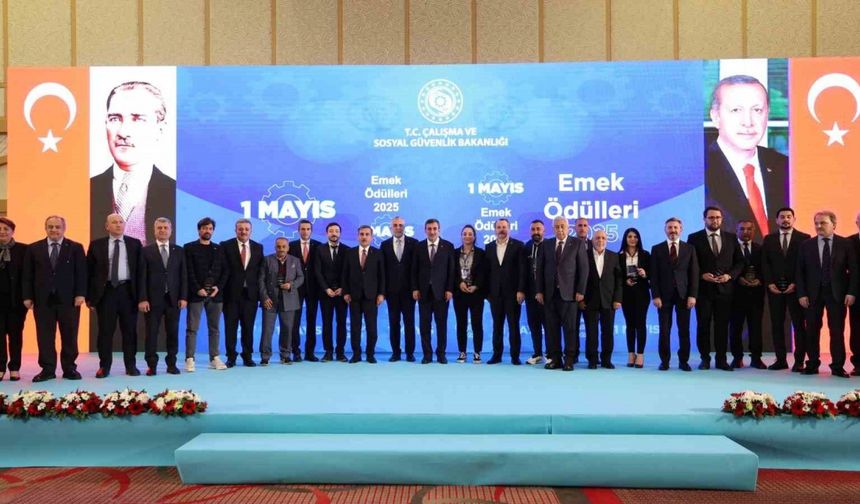 Bakan Işıkhan: "Hayata geçirmiş olduğumuz her politikanın arkasında geleceğimizi aydınlatan işçilerimiz var"