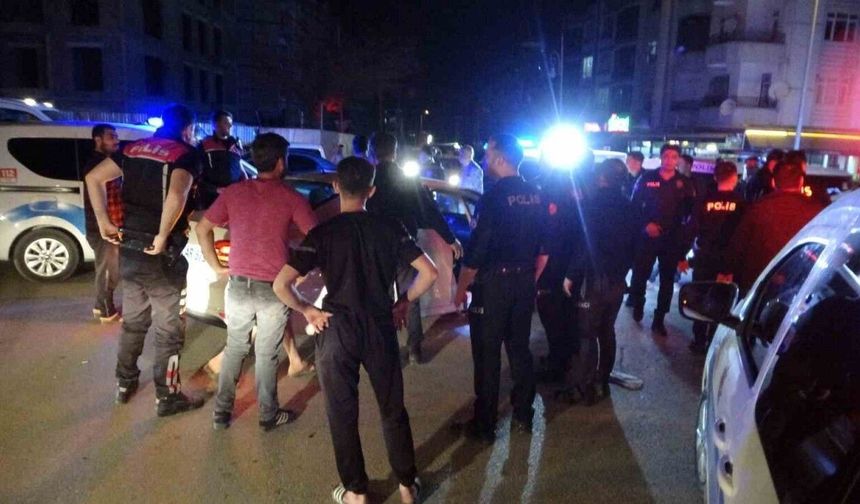 Dürümcü çalışanı ile inşaat işçilerinin kavgası kanlı bitti