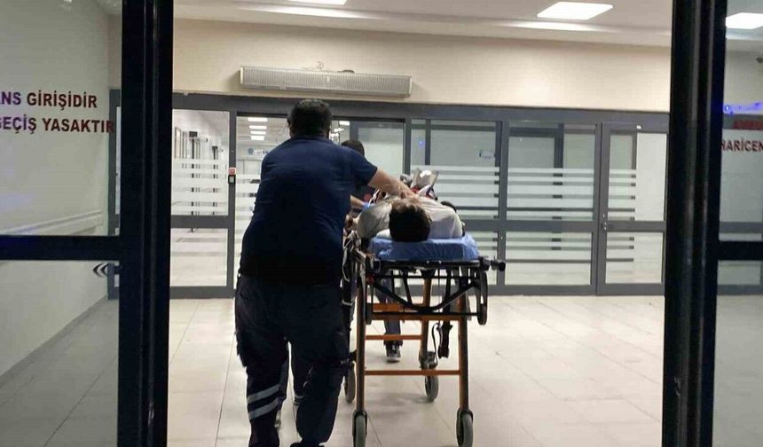 Konya’da bıçaklı kavga: 1’i ağır 2 yaralı
