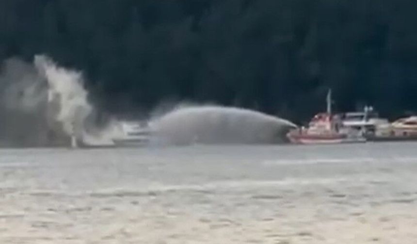 Marmaris’te motoryatta yangın çıktı