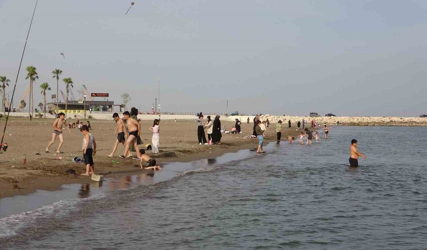 Mersin'de Deniz Keyfi Başladı