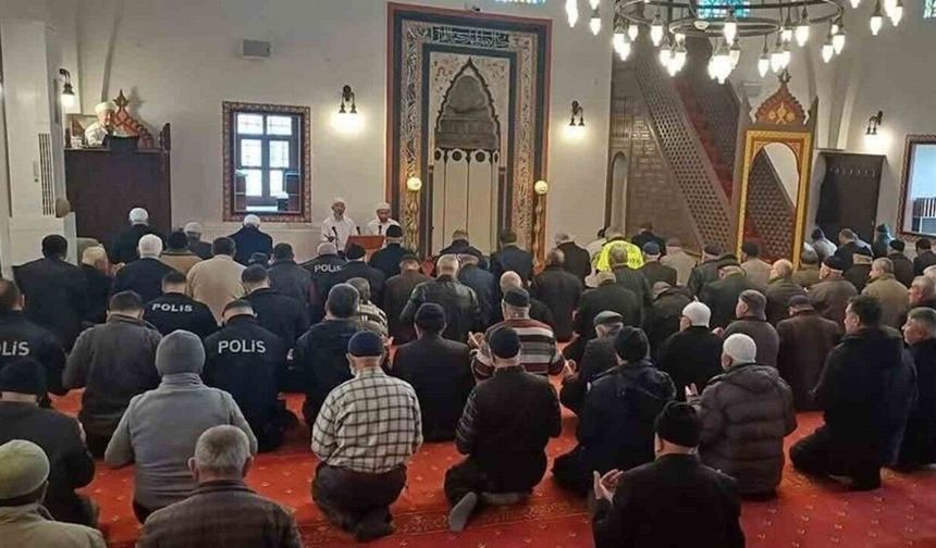 Sungurlu’da Polis Haftası’nda Mevlid-i Şerif programı düzenlendi