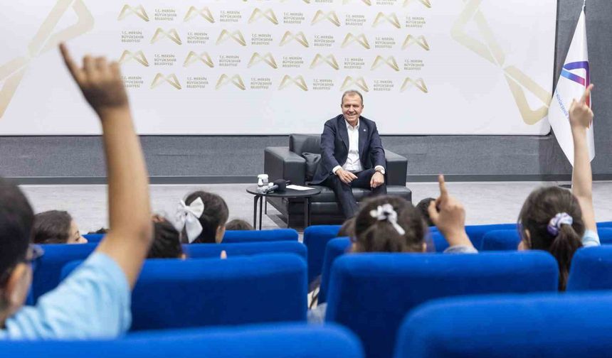Başkan Seçer, çocukların sorularını yanıtladı