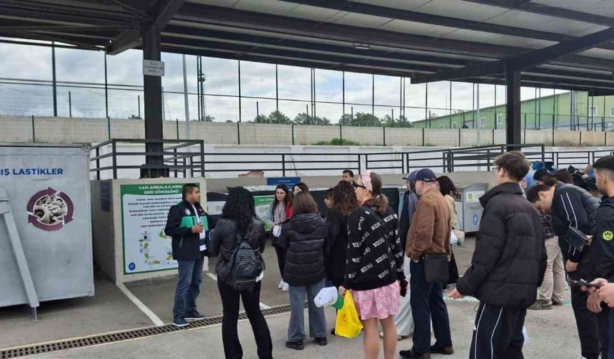 Çorum Belediyesi’nin "Sıfır Atık Getirme Merkezi" öğrencilere tanıtıldı